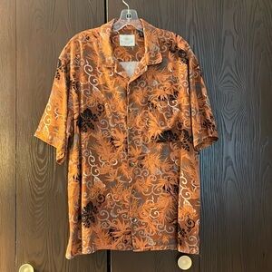 Paradise by Axis men’s 100% silk short sleeved Hawaiian shirt. Size Large